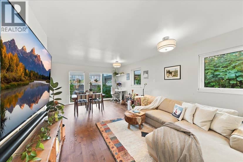 1124 IRONWORK PASSAGE, Vancouver