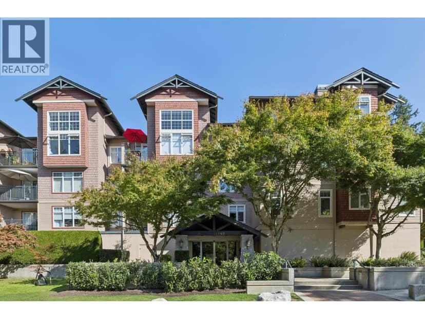 201 1140 STRATHAVEN DRIVE, North Vancouver