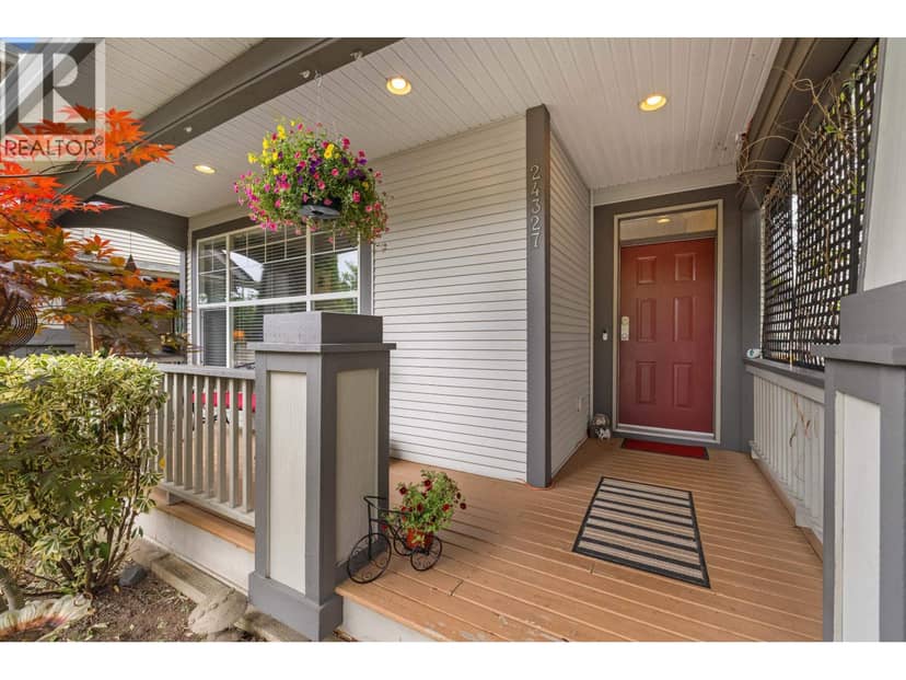 24327 102 AVENUE, Maple Ridge, photo 2