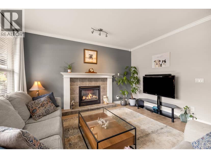 24327 102 AVENUE, Maple Ridge, photo 4