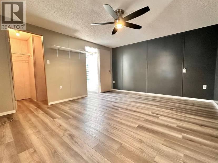 613 Iris Street — photo 23 of 40
