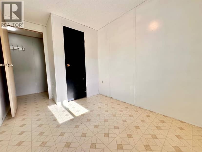 613 Iris Street — photo 30 of 40