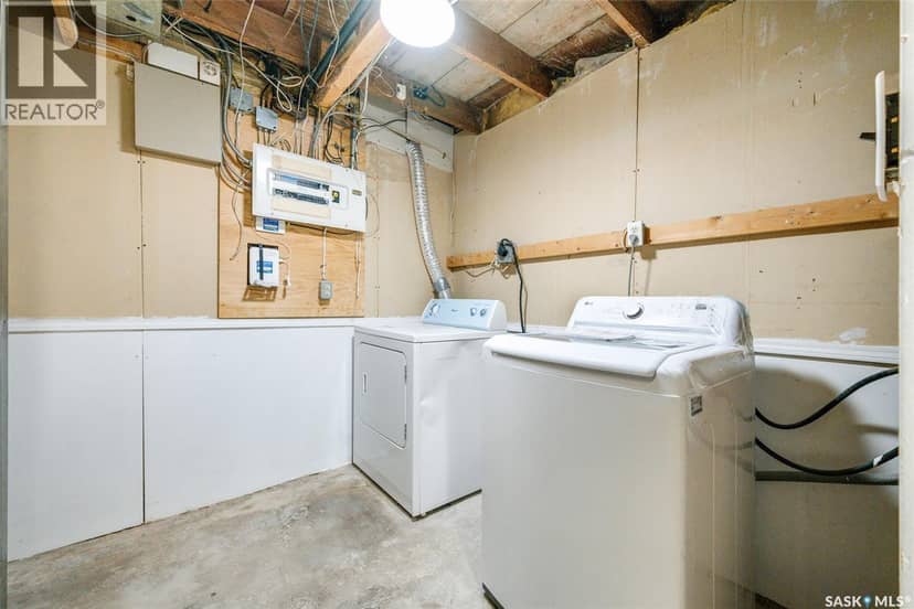 321 E Avenue S — photo 19 of 24