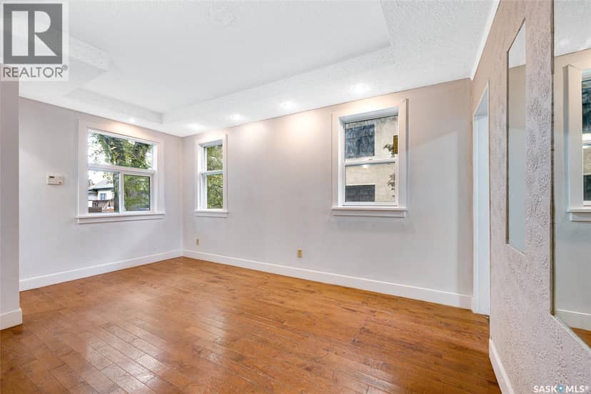 321 E Avenue S, Saskatoon, photo 4