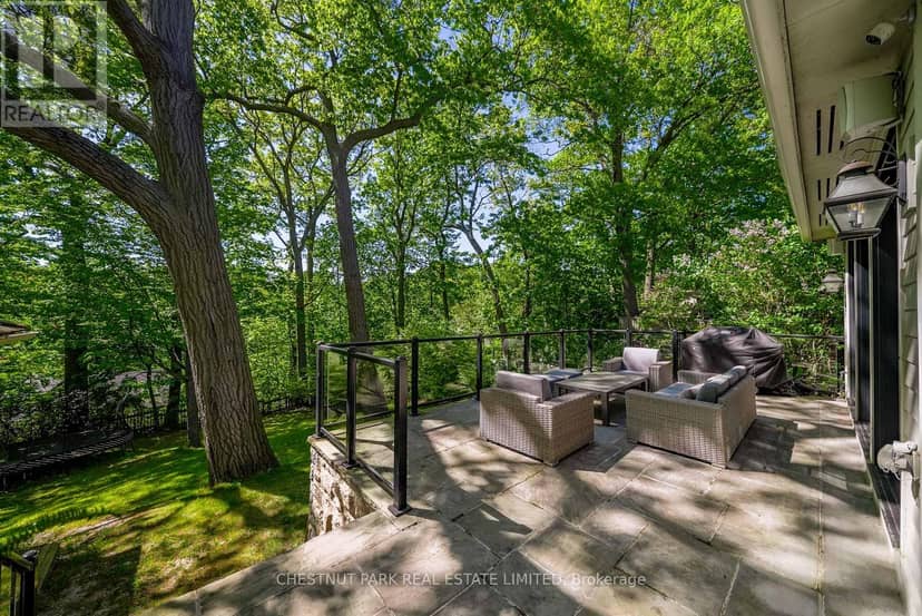 56 Pine Crescent — photo 31 of 37