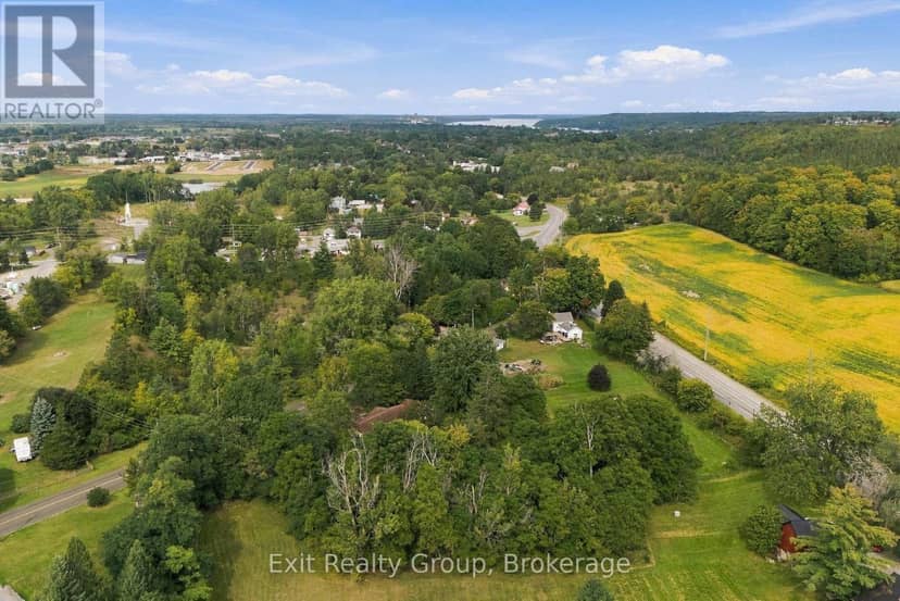 31 Ridge Road, Prince Edward County, photo 2