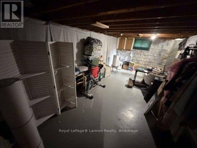39-41 Junot Avenue S — photo 25 of 25