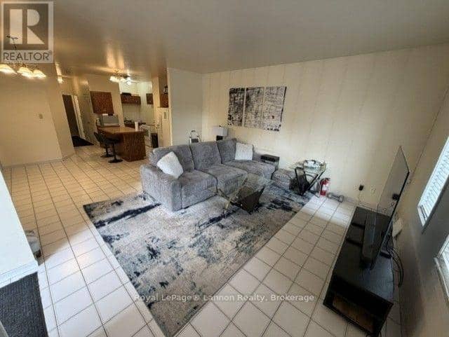 39-41 Junot Avenue S, Thunder Bay, photo 4