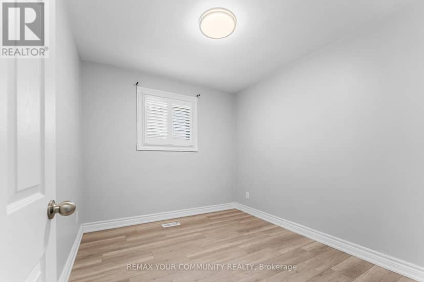 54 Saratoga Drive — photo 20 of 30