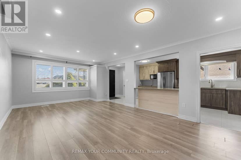 54 Saratoga Drive — photo 4 of 30