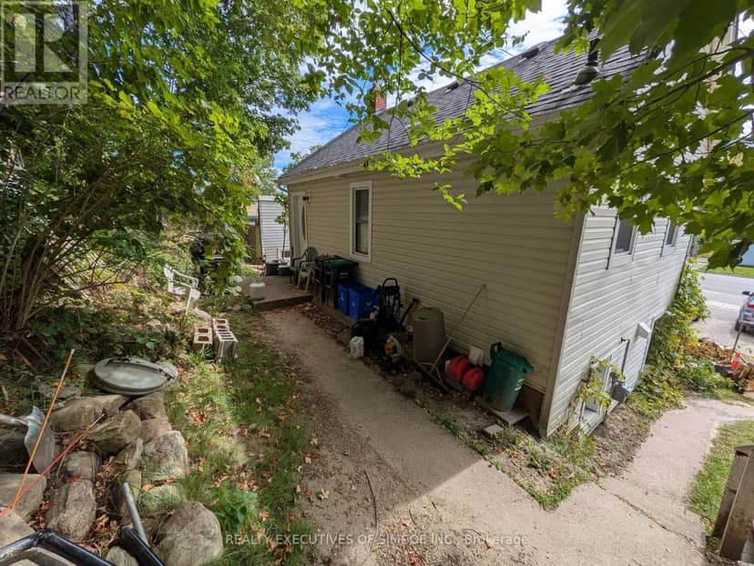 200 Blake Street, Barrie, photo 2