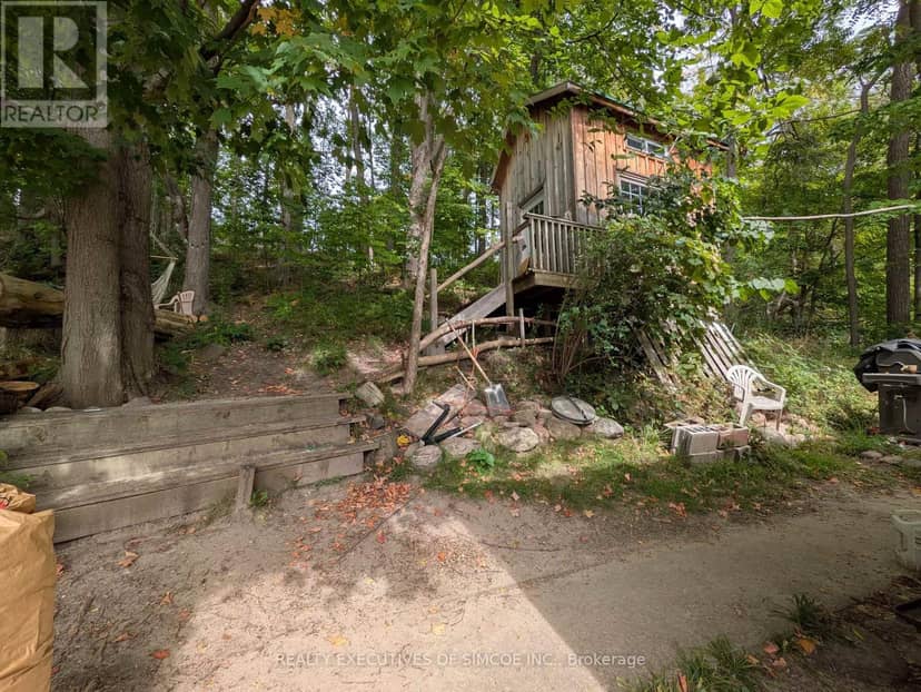 200 Blake Street, Barrie, photo 3