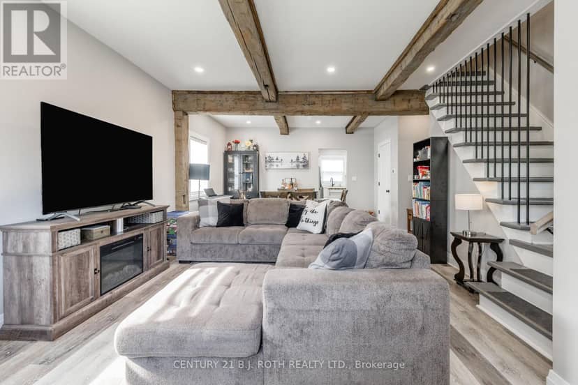 528 First Avenue — photo 19 of 40