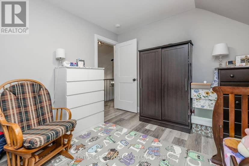 528 First Avenue — photo 31 of 40