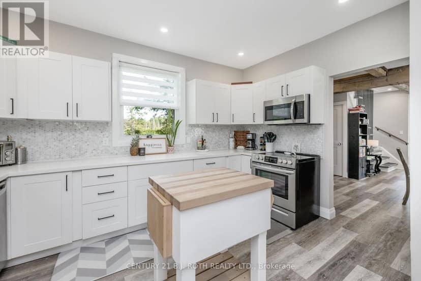 528 First Avenue, Tay, photo 8