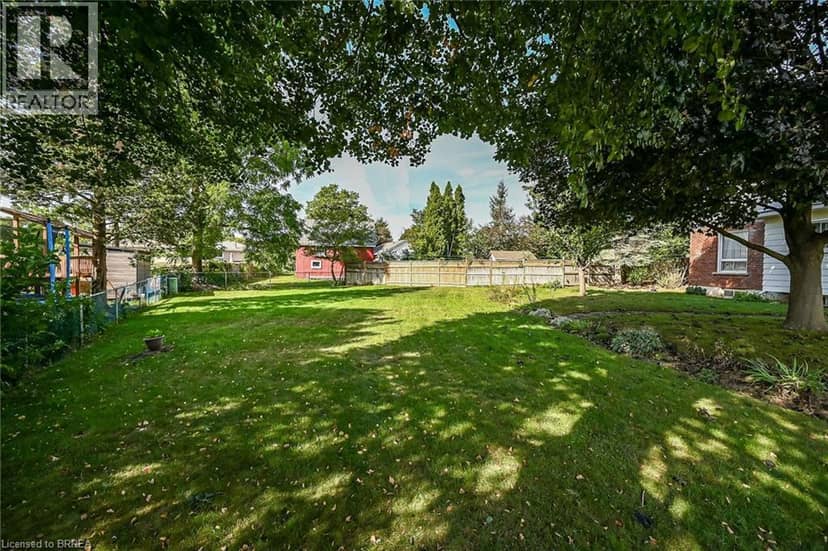 5 RATHBUN Place — photo 38 of 40