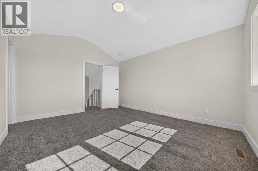 8635 25 Avenue — photo 24 of 31