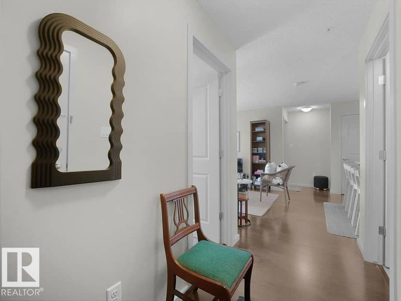 #229 504 Albany Wy NW — photo 11 of 40
