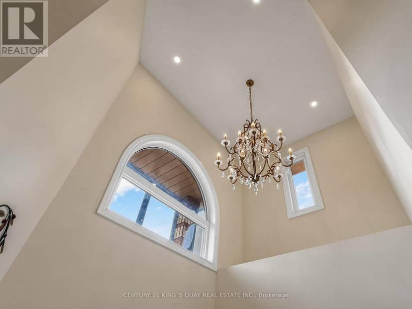 34 Looker Drive, Barrie, photo 8
