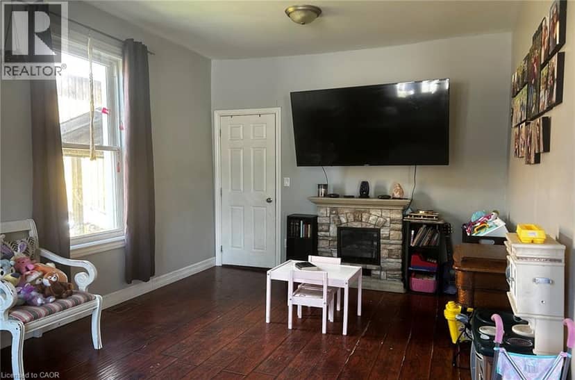 8 NELSON Street — photo 12 of 22