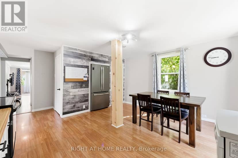 55 Front Street East — photo 16 of 40