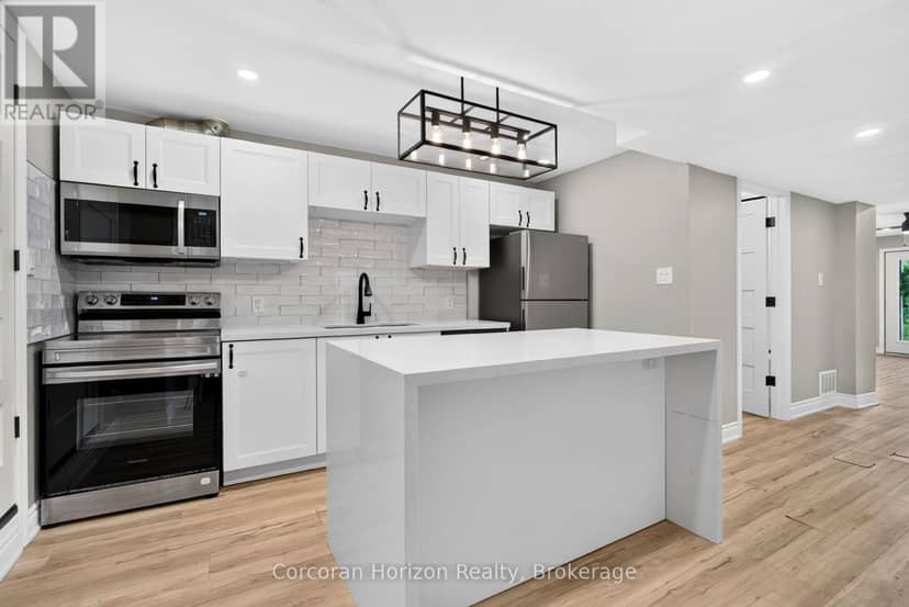 592 Aberdeen Avenue — photo 37 of 40