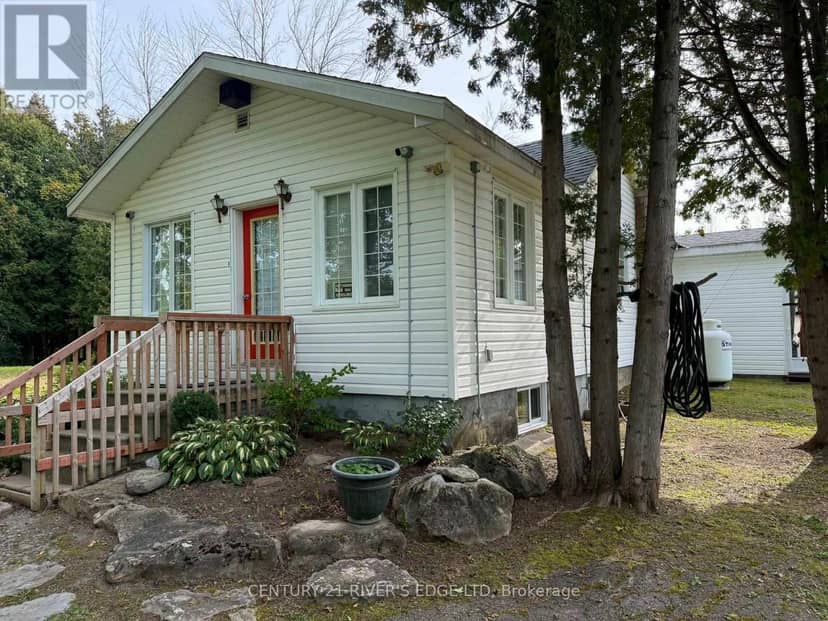5200 Aultsville Road, South Stormont