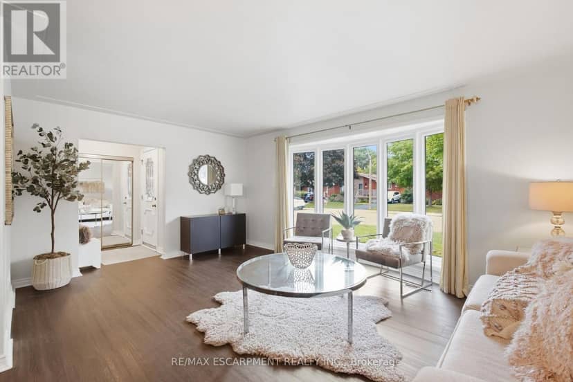 22 Sycamore Street — photo 7 of 33