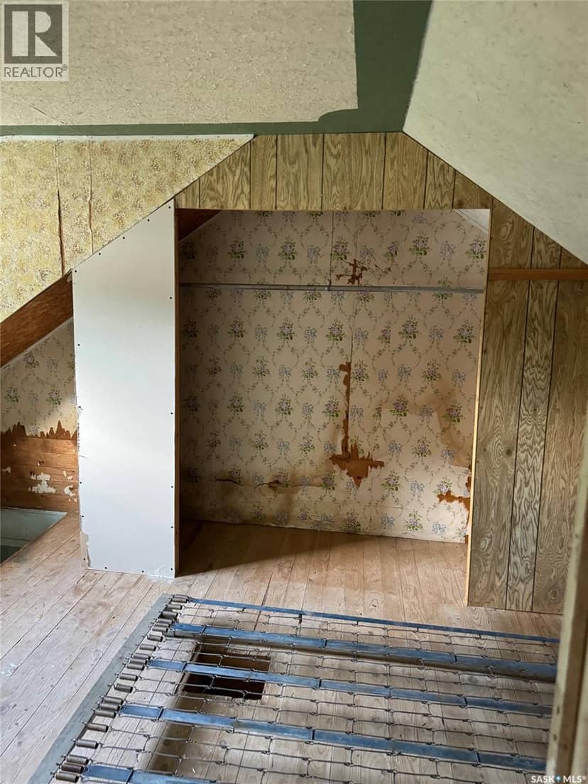 127 Harvey STREET — photo 19 of 27