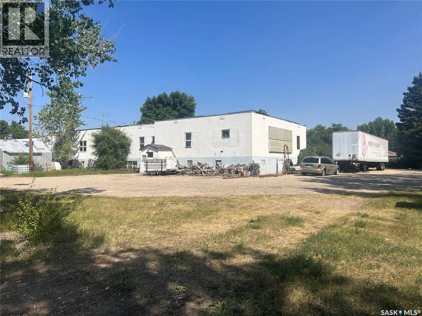 300 2nd STREET W, Bengough, photo 2