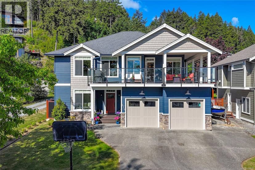 818 Craig Rd, Ladysmith