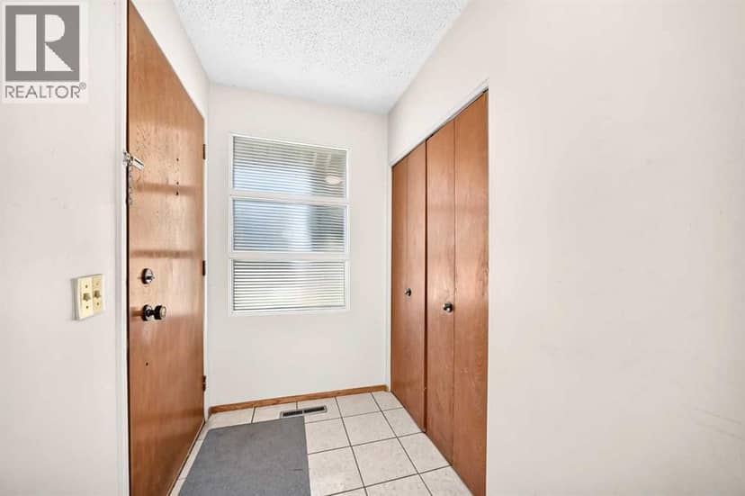 4620 Voyageur Drive NW, Calgary, photo 2