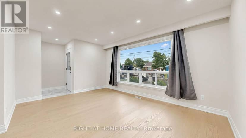 76 Fenside Drive, Toronto, photo 4