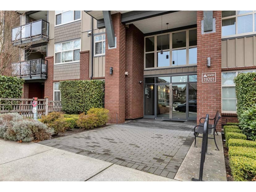 107 19201 66A AVENUE, Surrey
