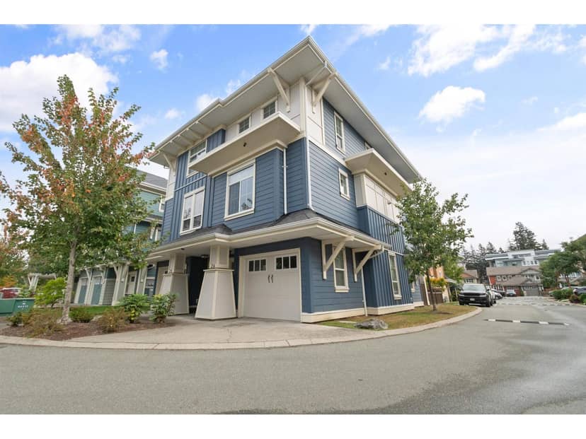 26 45290 SOOWAHLIE CRESCENT, Garrison Crossing, Chilliwack