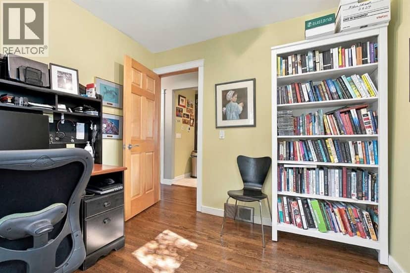 1616 Shelbourne Street SW — photo 19 of 40