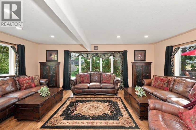 46104 Range Road 222 — photo 14 of 40