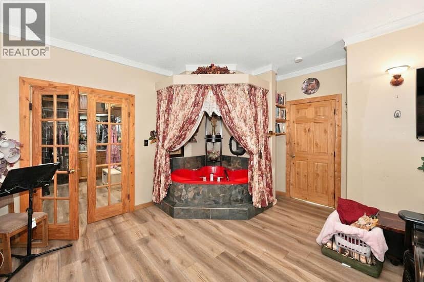 46104 Range Road 222 — photo 19 of 40