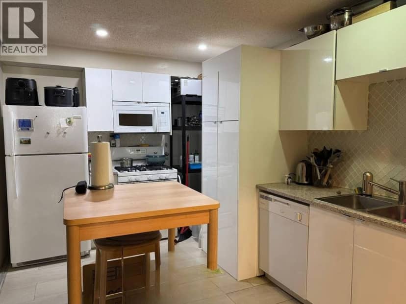 Lower Floor-1560 VINSON CREEK, West Vancouver, photo 4