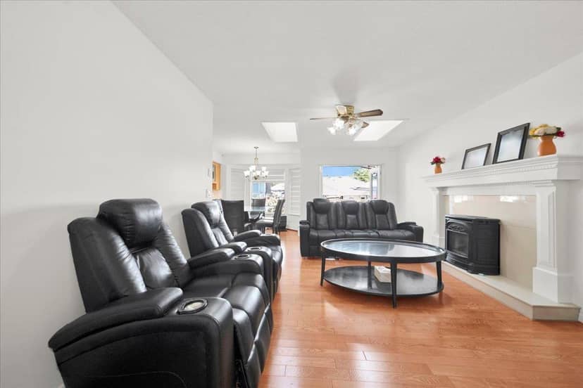 15747 92A AVENUE, Surrey, photo 8