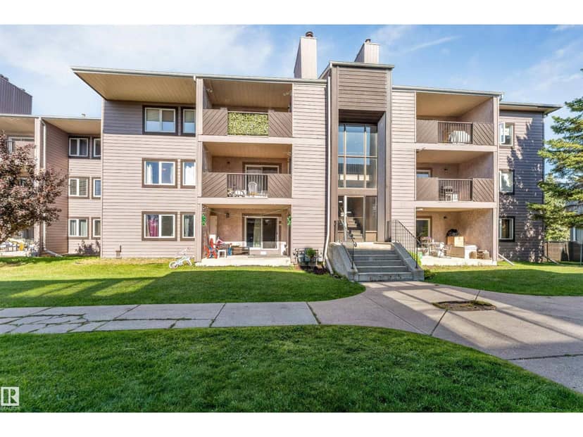 #101 49 Akins Dr, St. Albert, photo 3