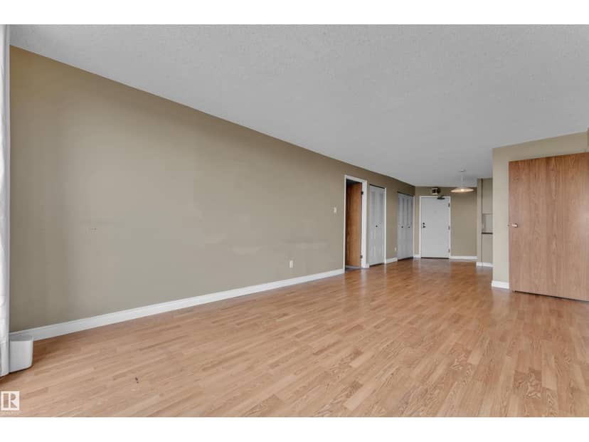 #608 10149 Saskatchewan Dr NW — photo 17 of 38