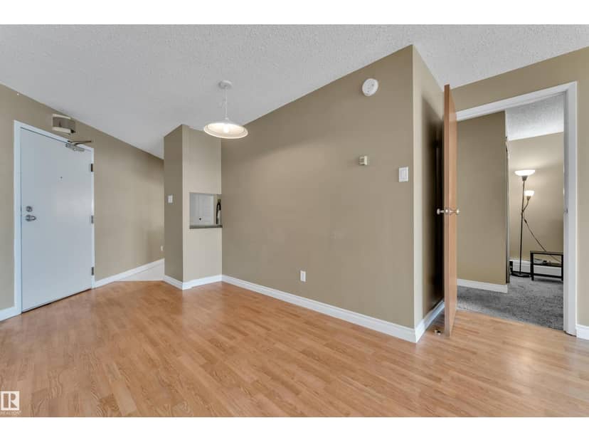 #608 10149 Saskatchewan Dr NW — photo 18 of 38
