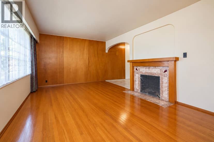 904 FIRST STREET, New Westminster, photo 4