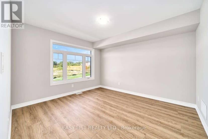 19 Addyman Crescent — photo 12 of 40