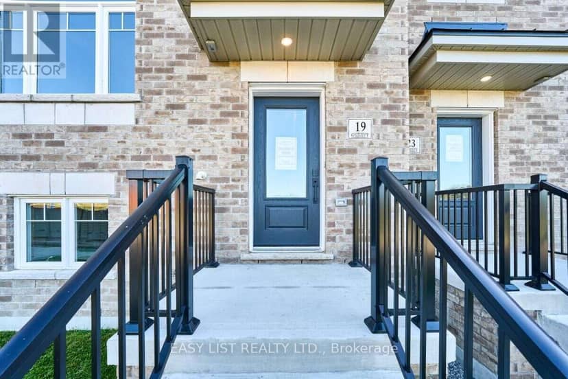 19 Addyman Crescent — photo 3 of 40