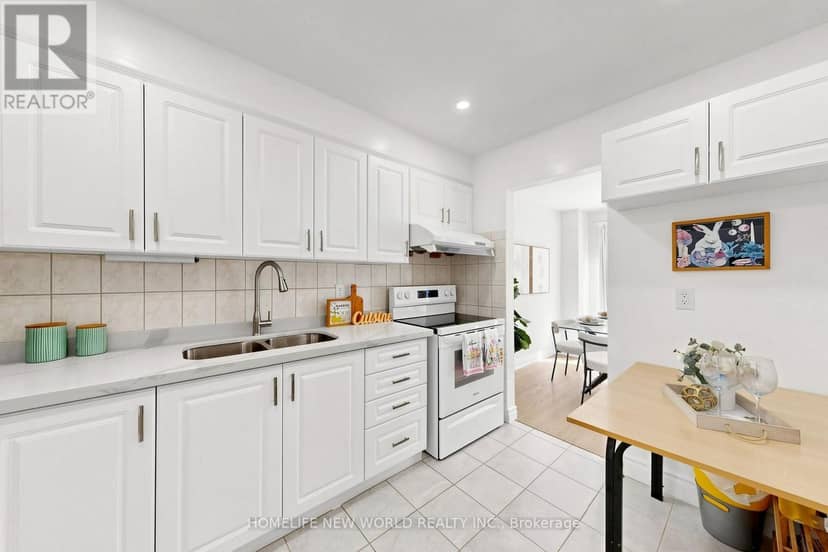49 - 100 Bridletowne Circle — photo 16 of 40