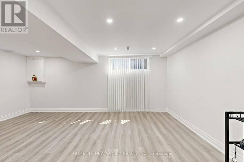 49 - 100 Bridletowne Circle — photo 40 of 40