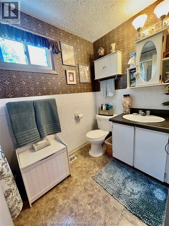 60 Copperfield Crescent — photo 11 of 25