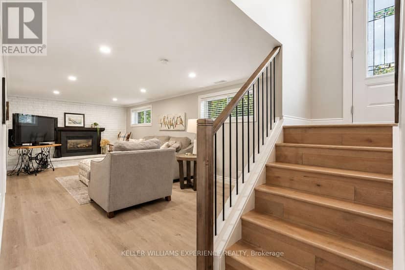 11 Barbara Avenue — photo 20 of 40